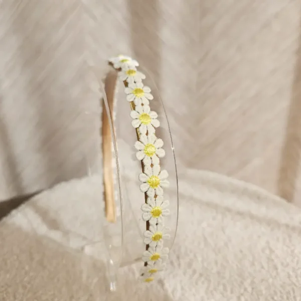 Diadeem Daisy Geel
